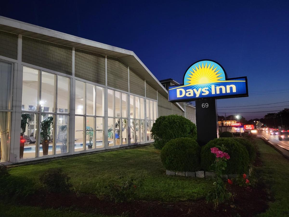 Days Inn By Wyndham - Cape Cod West Yarmouth Exterior photo